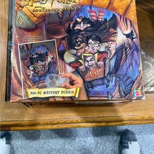 Harry Potter and the Sorcerer's Stone 300pc Mystery Puzzle 2000 Mattel complete